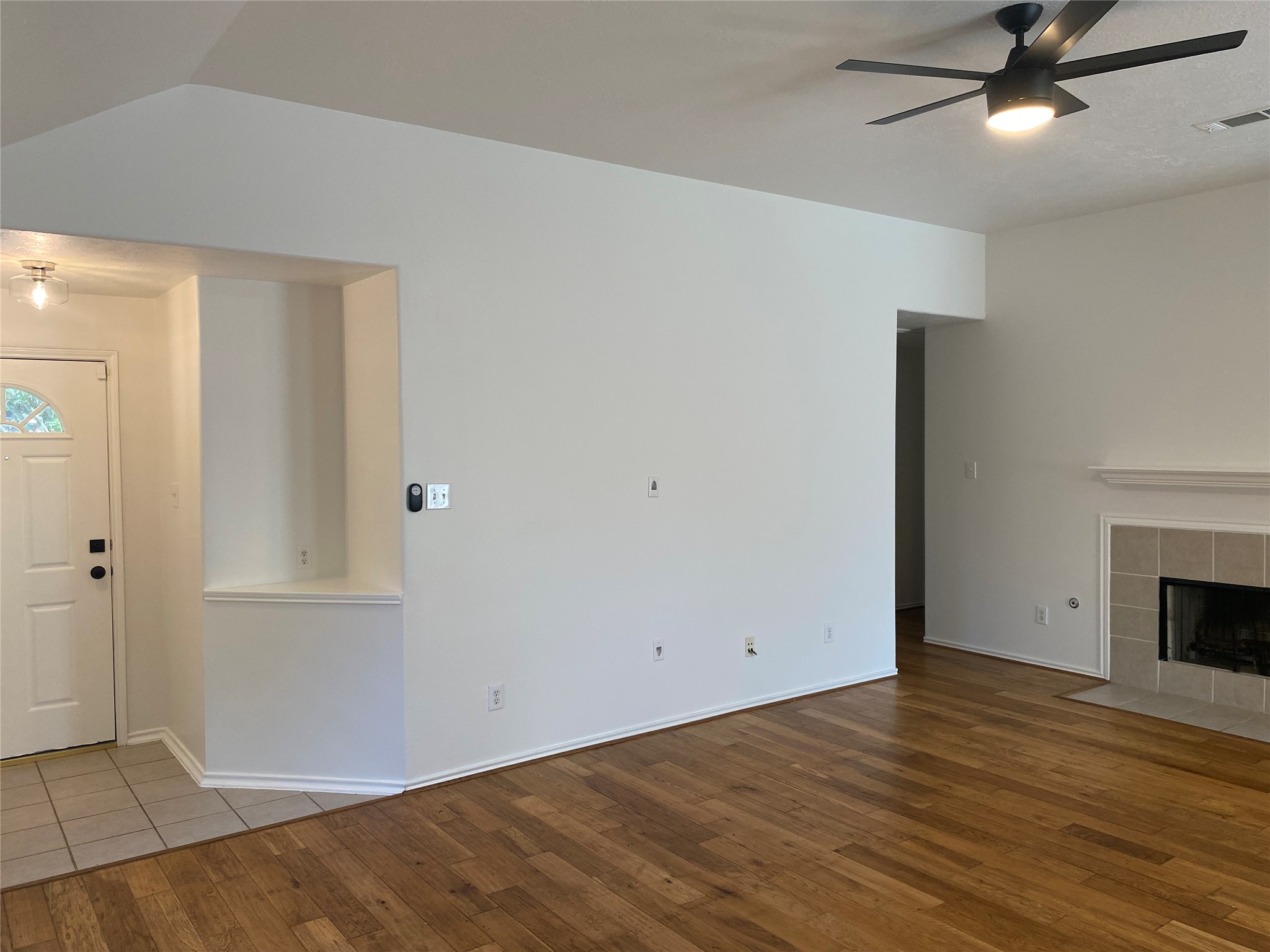 5523 Autumn Ash Lane Rosharon, TX 77583 - Photo 2 of 19