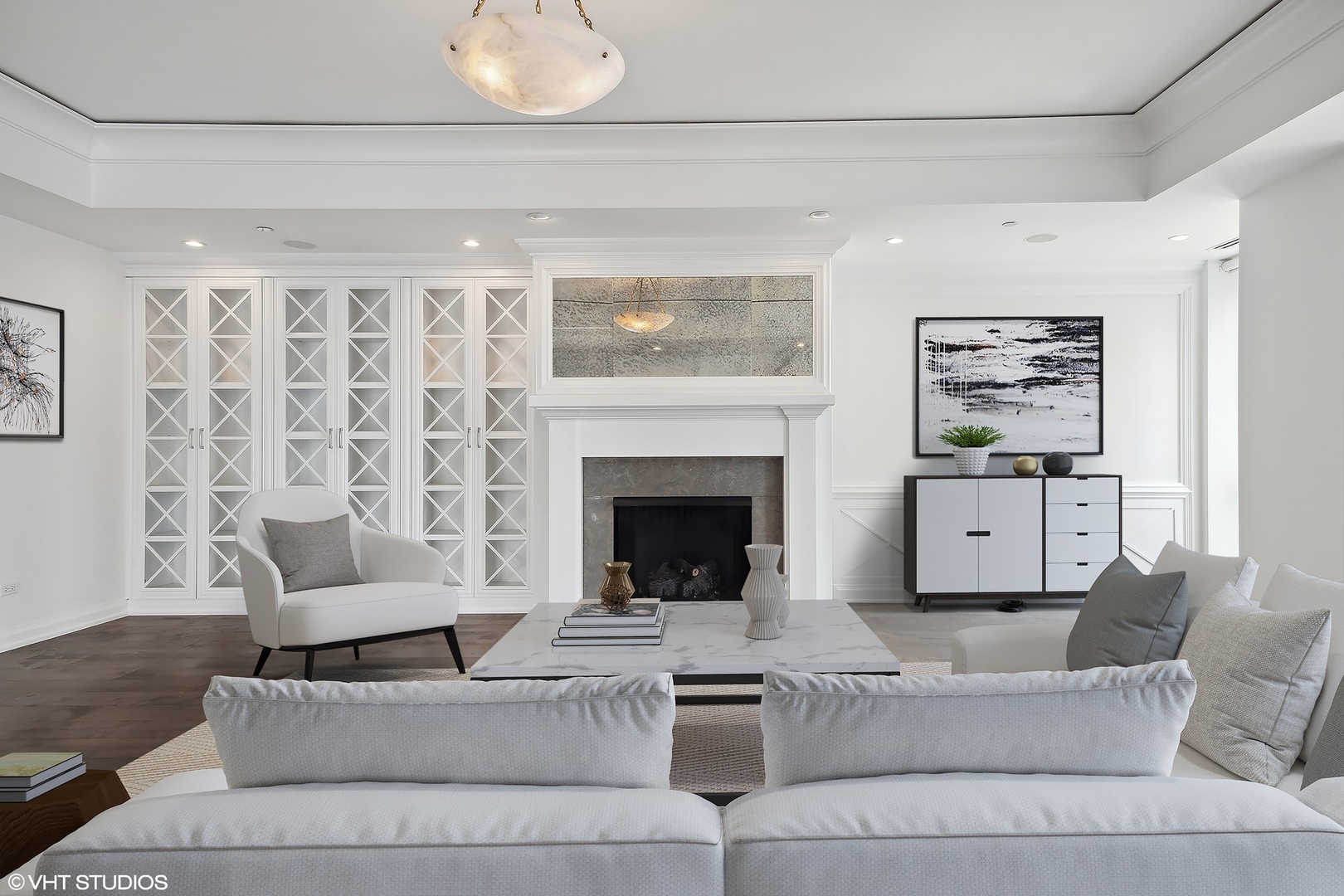 11 East Walton Street, Unit 3101 Chicago, IL 60611 - Photo 3 of 33