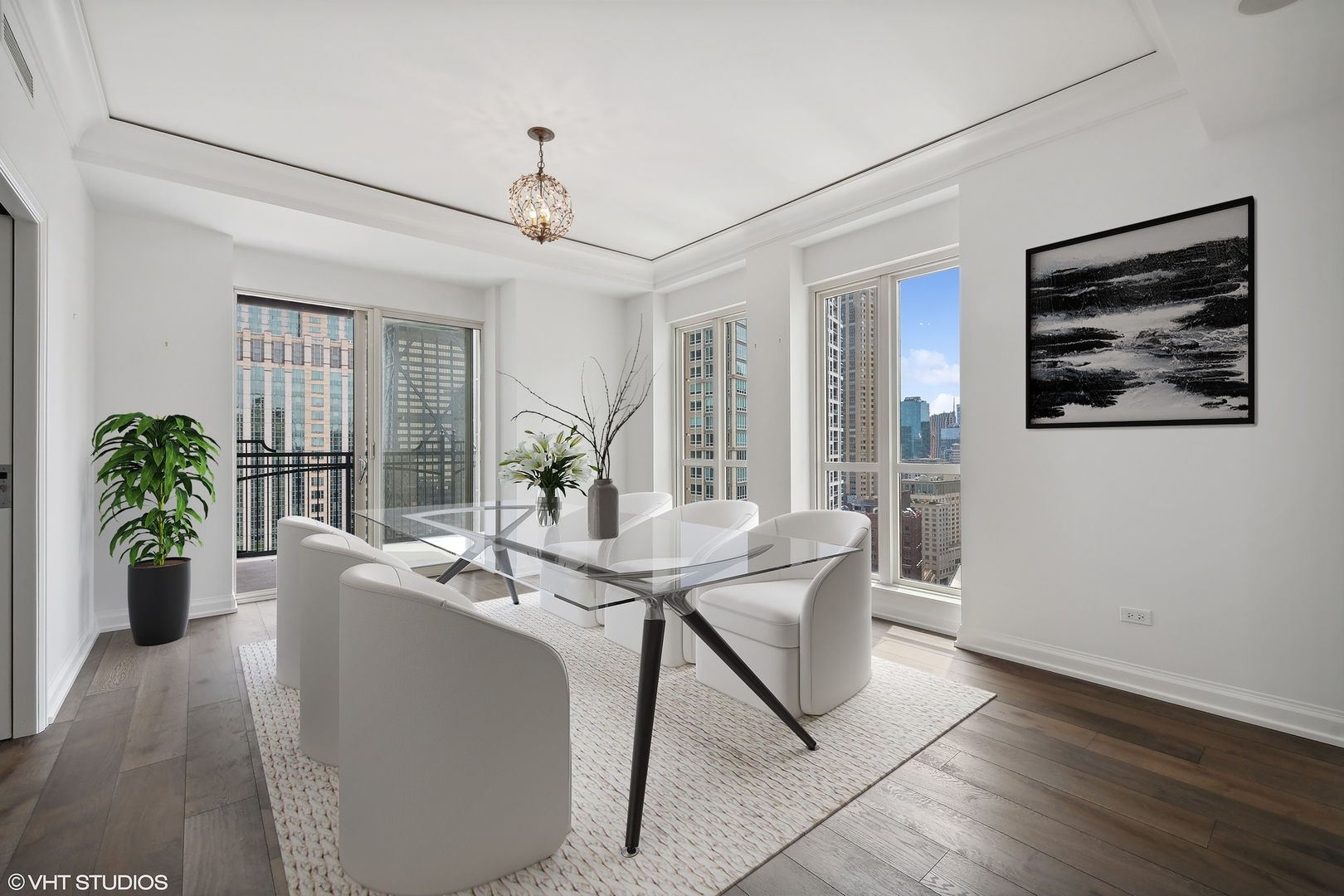 11 East Walton Street, Unit 3101 Chicago, IL 60611 - Photo 5 of 33