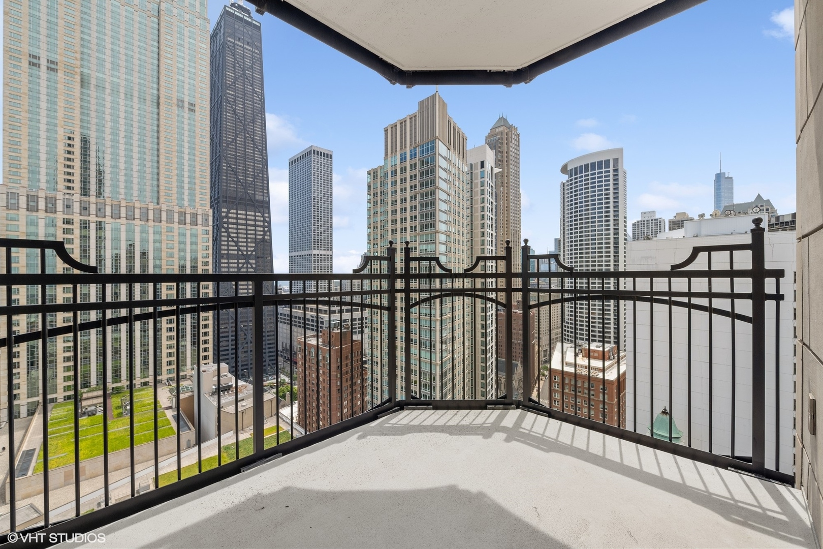 11 East Walton Street, Unit 3101 Chicago, IL 60611 - Photo 6 of 33