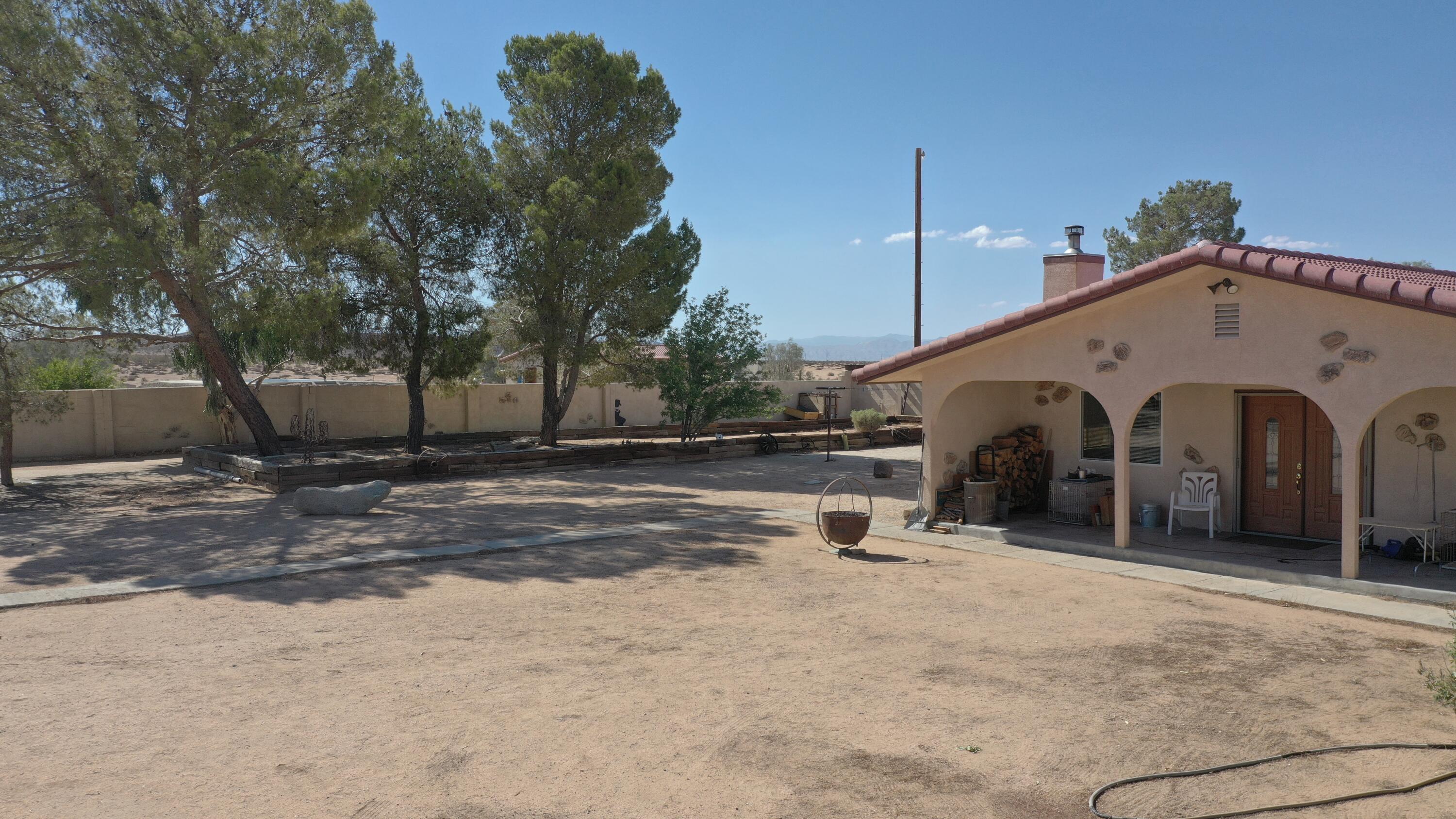 Castle Butte Road North Edwards, CA 93523 - Photo 18 of 22 a view of a entrance gate of the house