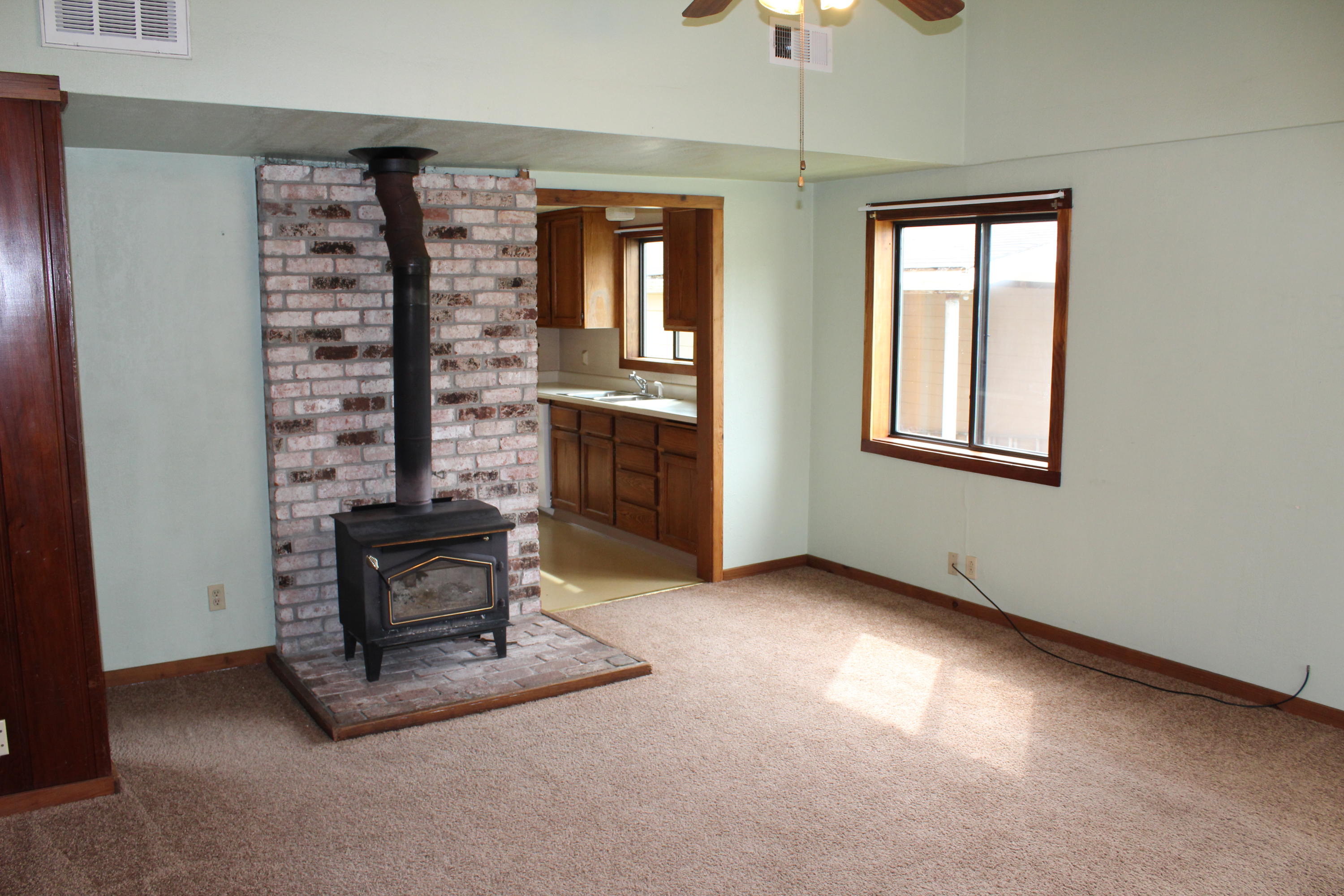 630 Evans Street Fieldbrook, CA 95519 - Photo 3 of 11 630 Evans Rd Living