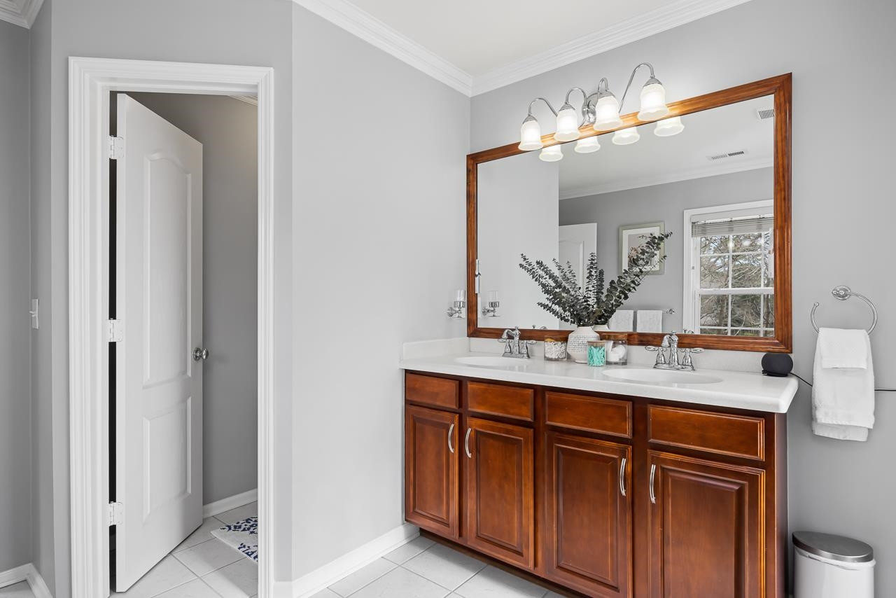 2836 Roundleaf Court Raleigh, NC 27604 - Photo 25 of 39 Master Bath/Spa