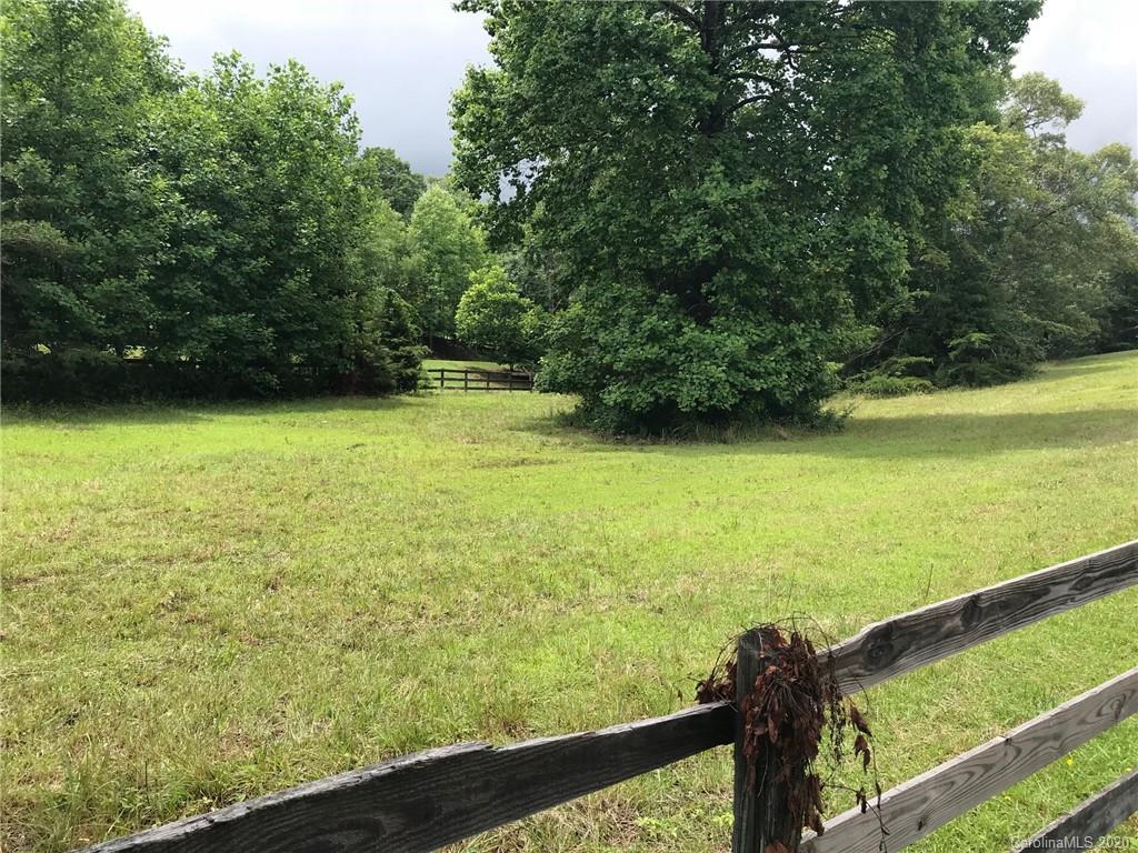 624 Bill Holbert Road Tryon, NC 28782 - Photo 3 of 9