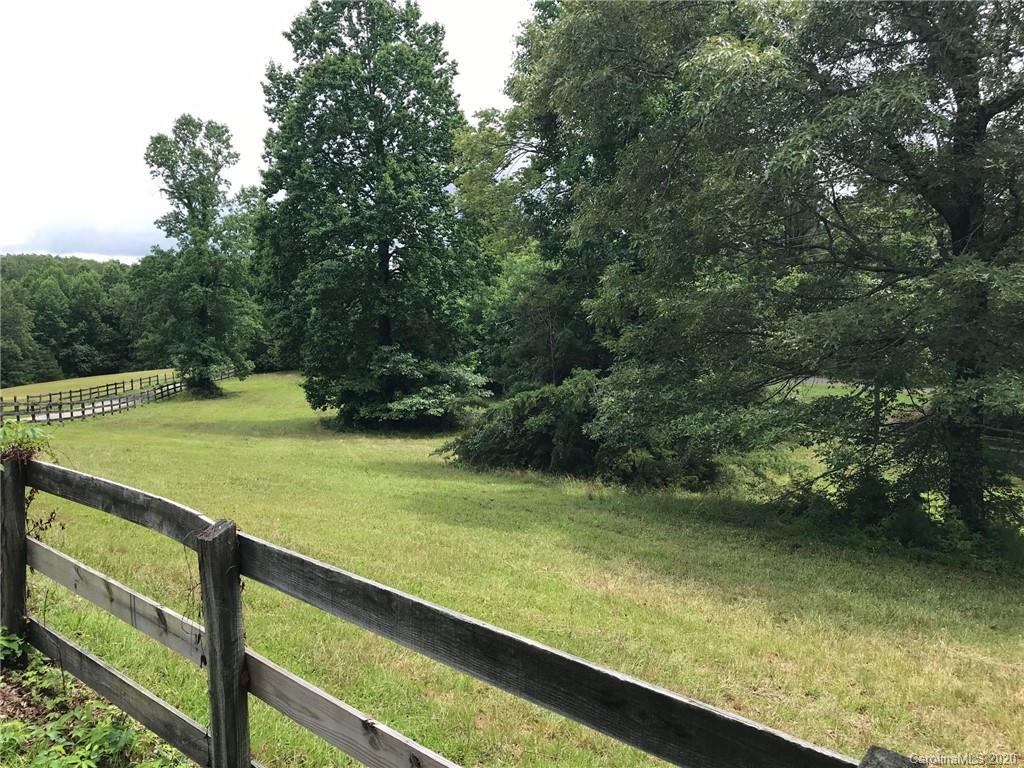 624 Bill Holbert Road Tryon, NC 28782 - Photo 4 of 9