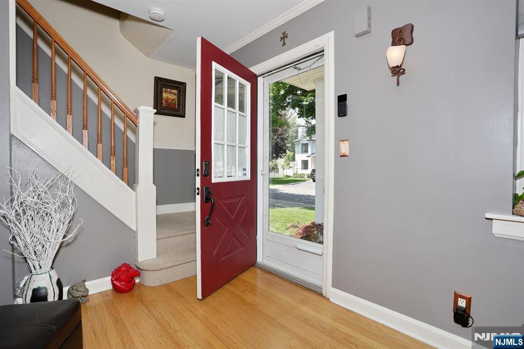 396 Burlington Road Paramus, NJ 07652 - Photo 2 of 46