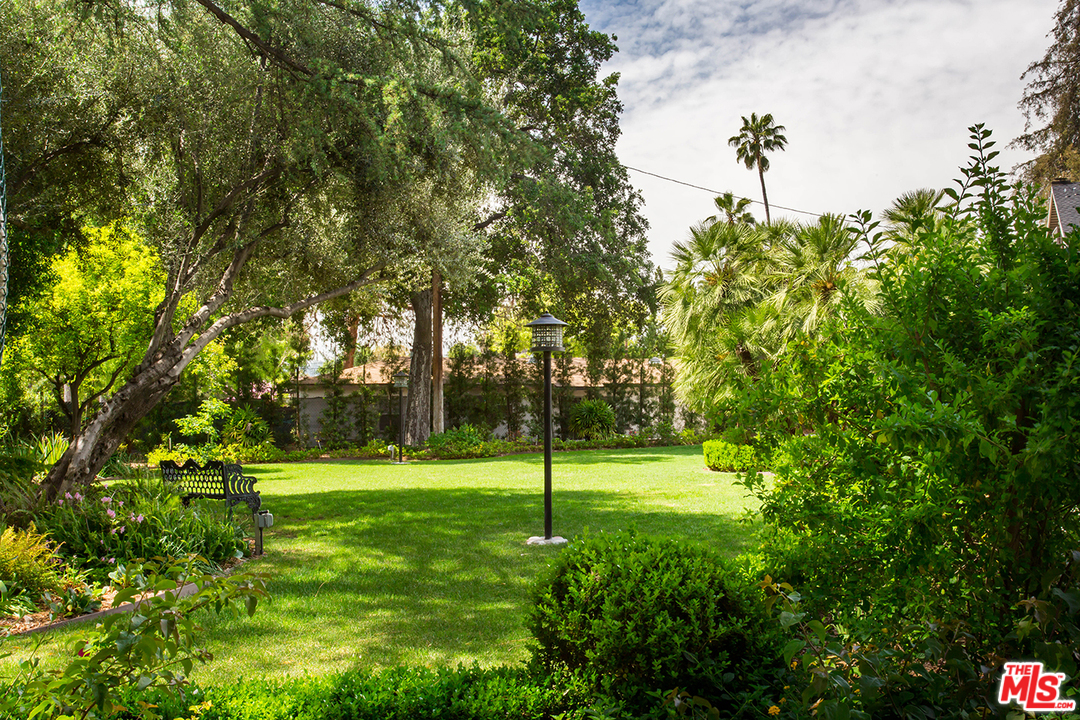 285 Barthe Drive Pasadena, CA 91103 - Photo 35 of 35