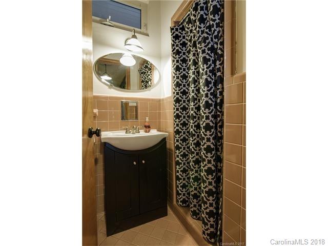 316 Meadowbrook Road Charlotte, NC 28211 - Photo 2 of 17 Gallery Image 2