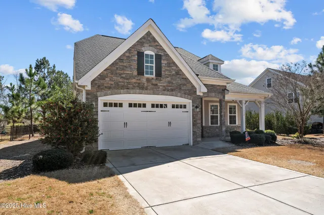 $3,000 | 116 Old Clubhouse Lane, Southern Pines, NC 28387