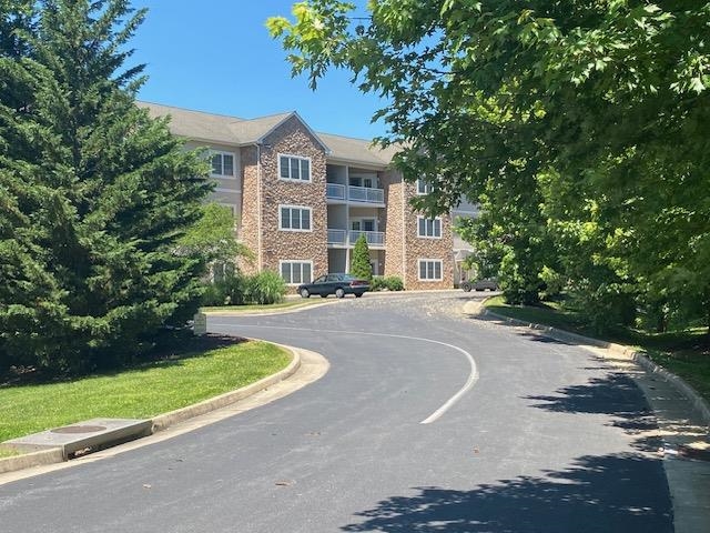 1410 North Coalter St Unit 304  