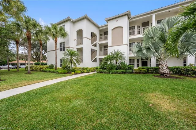 $369,000 | 8267 Parkstone Place, Unit 102, Naples, FL 34120