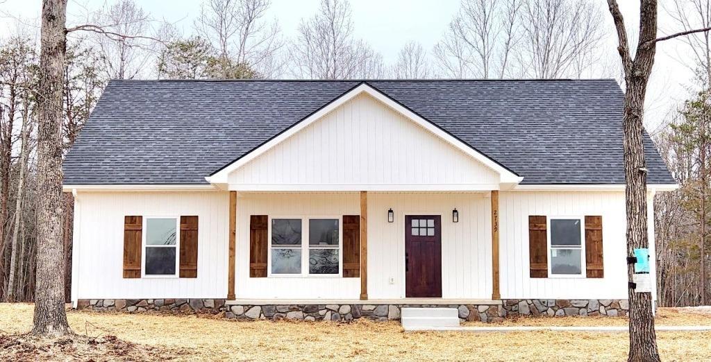 2739 Stonewall Road Concord, VA 24538 - Photo 1 of 7 Gallery Image 1