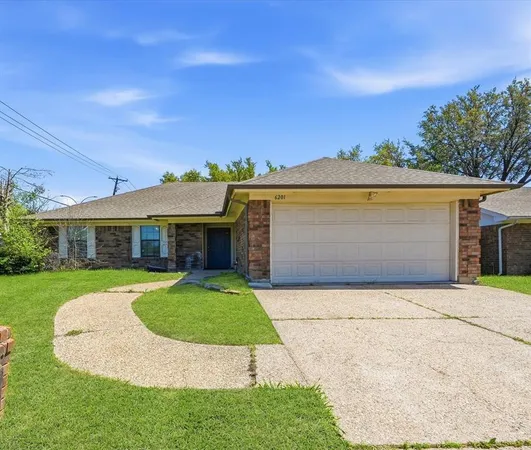 $300,000 | 6201 Minuteman Lane, Arlington, TX 76002