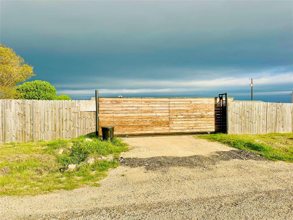 219 County Road 2723 Decatur, TX 76234 - Photo 3 of 26 a view of ocean view with beach