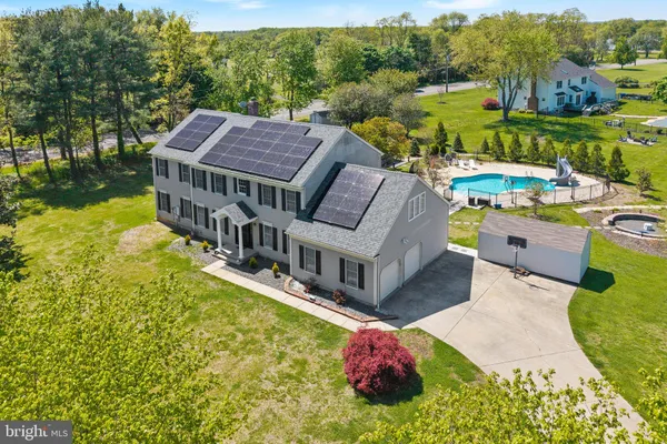 $959,900 | 218 Heritage Drive, Columbus, NJ 08022