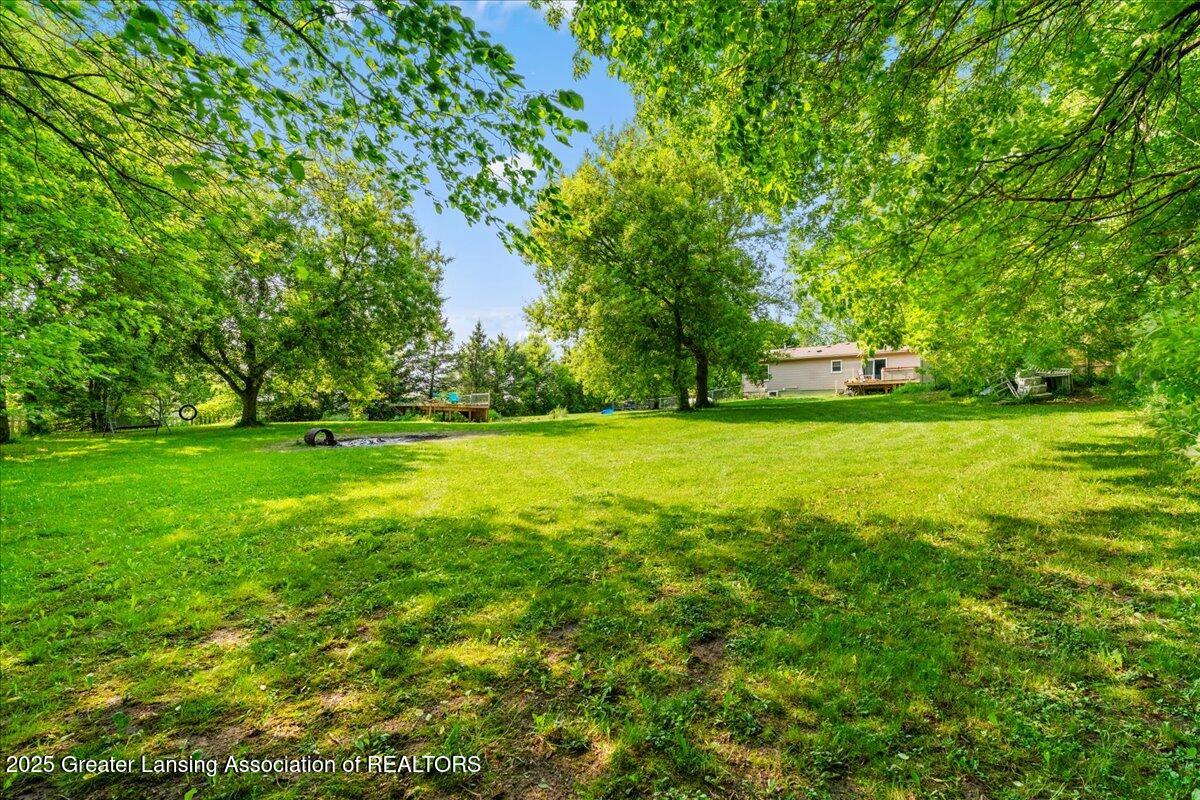 10651 Bell Oak Road Fowlerville, MI 48836 - Photo 27 of 33 31-Media Jett - 36