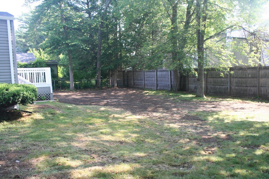 159 Kerry Drive Springfield, MA 01118 - Photo 16 of 24 Gallery Image 16