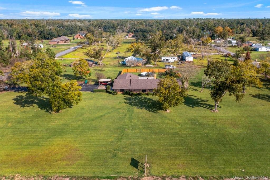 6270 Choupique Road Sulphur, LA 70665 - Photo 2 of 23 Gallery Image 2
