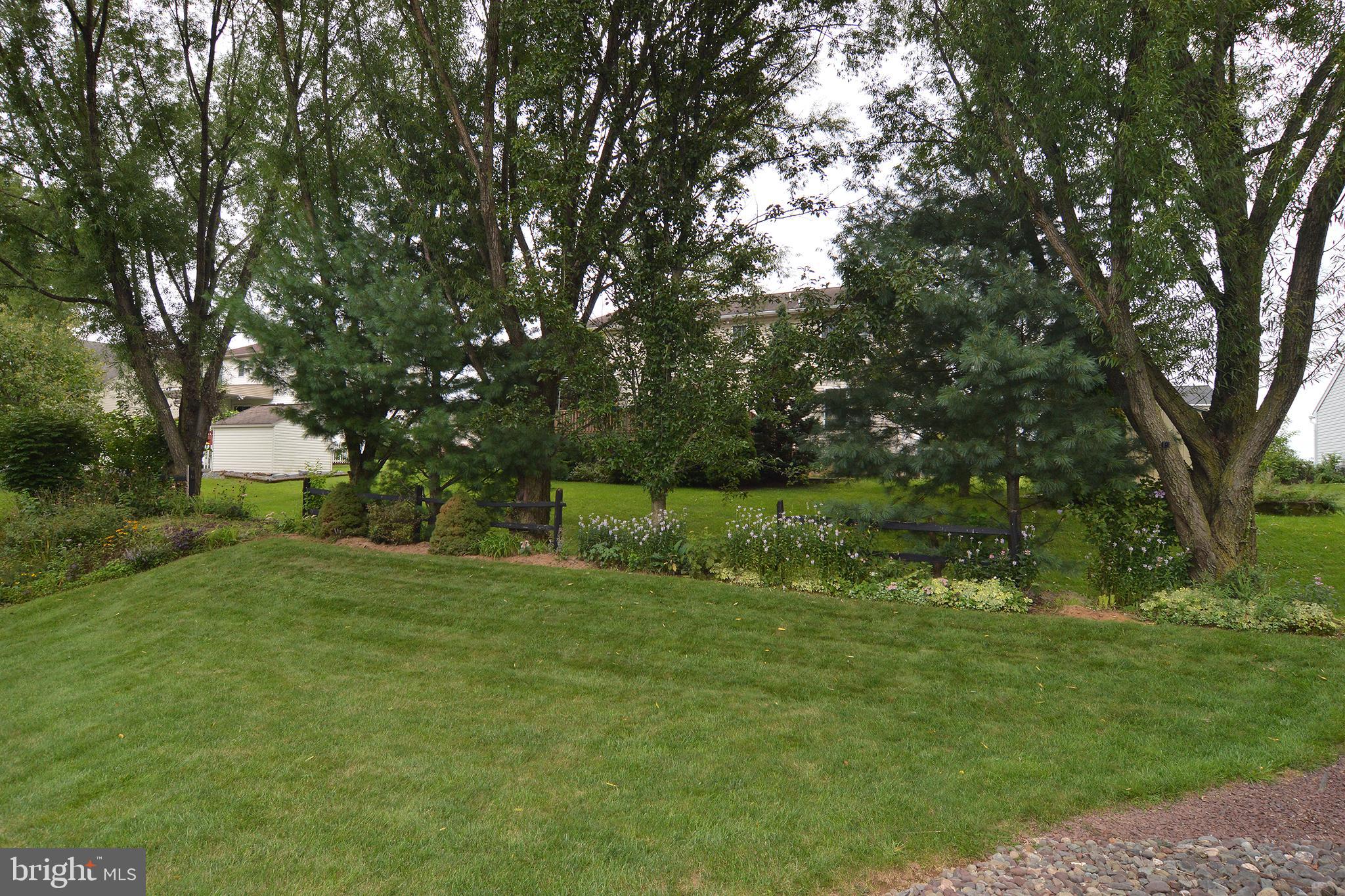17 Dallas Lane Sinking Spring, PA 19608 - Photo 31 of 39