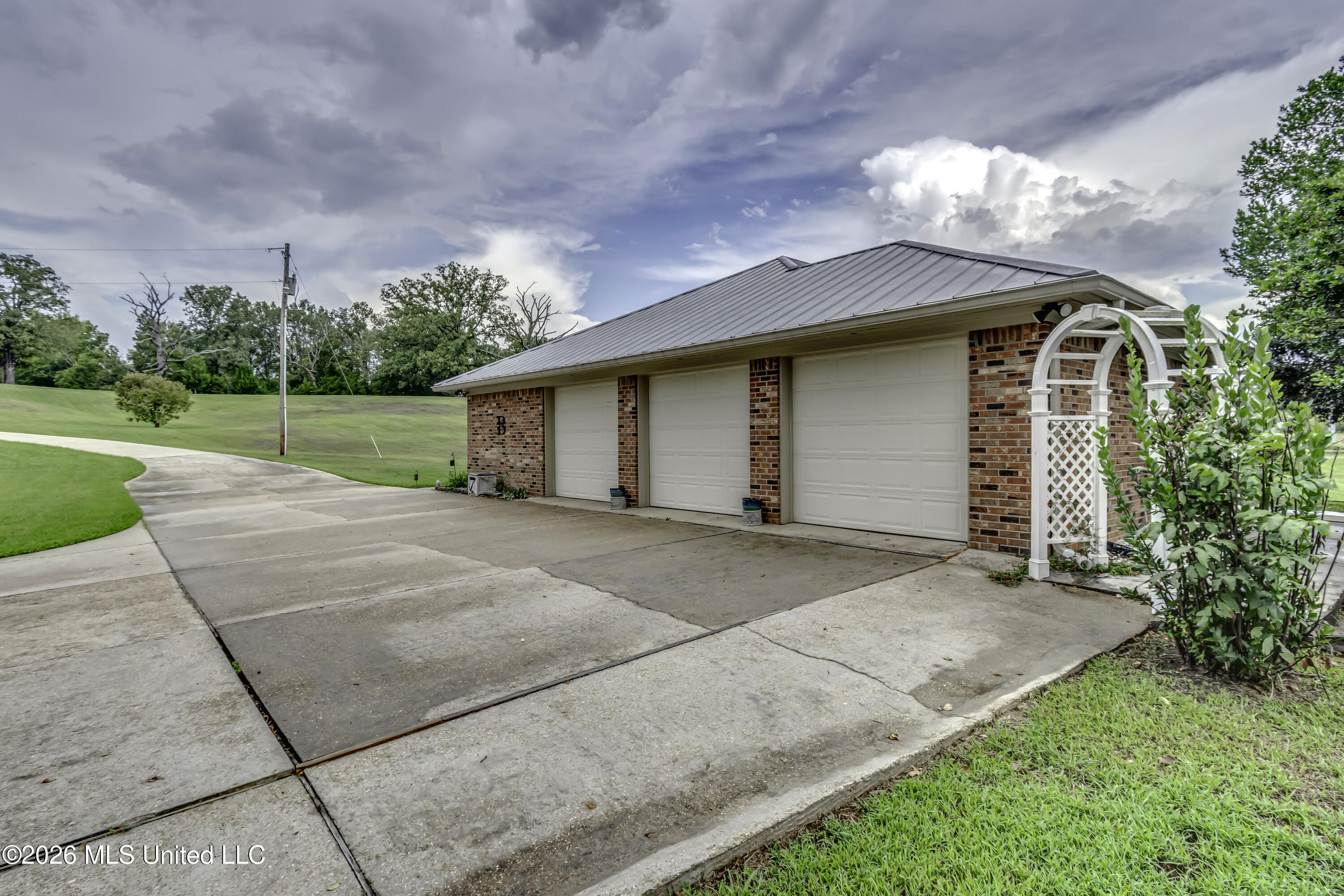 2865 7 Springs Road Raymond, MS 39154 - Photo 9 of 103 2865 Seven Springs Rd--5