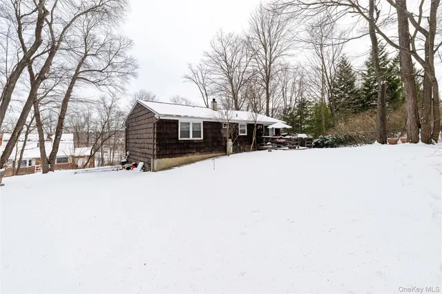 $450,000 | 39 Worthington Drive West, Carmel, NY 10512