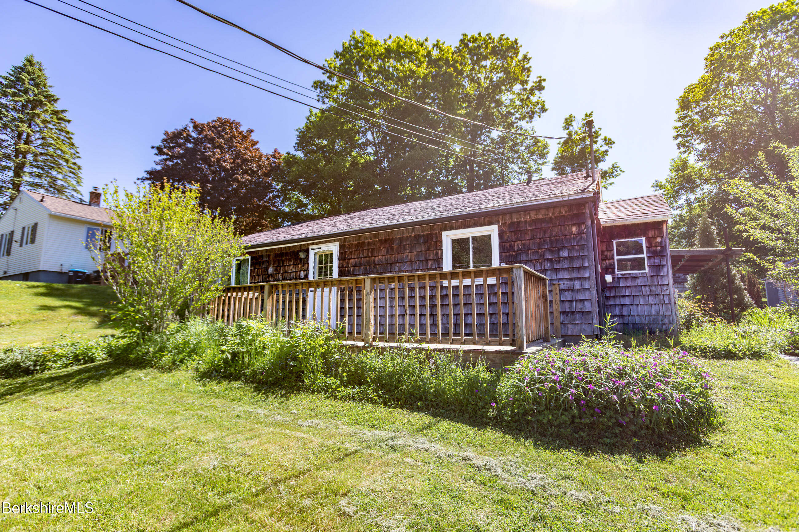 116 Brombach Street Pittsfield, MA 01201 - Photo 1 of 22 image-29