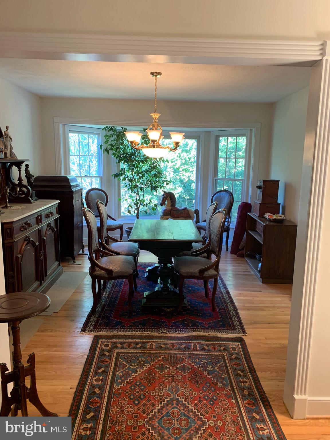 54 Rutherford Circle Sterling, VA 20165 - Photo 11 of 58 FORMAL DINING ROOM WITH BAY WINDOW