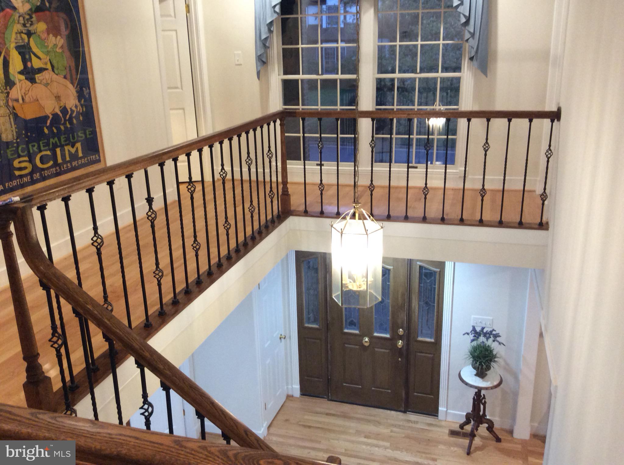 54 Rutherford Circle Sterling, VA 20165 - Photo 13 of 58 VIEW FROM BALCONY TO FOYER