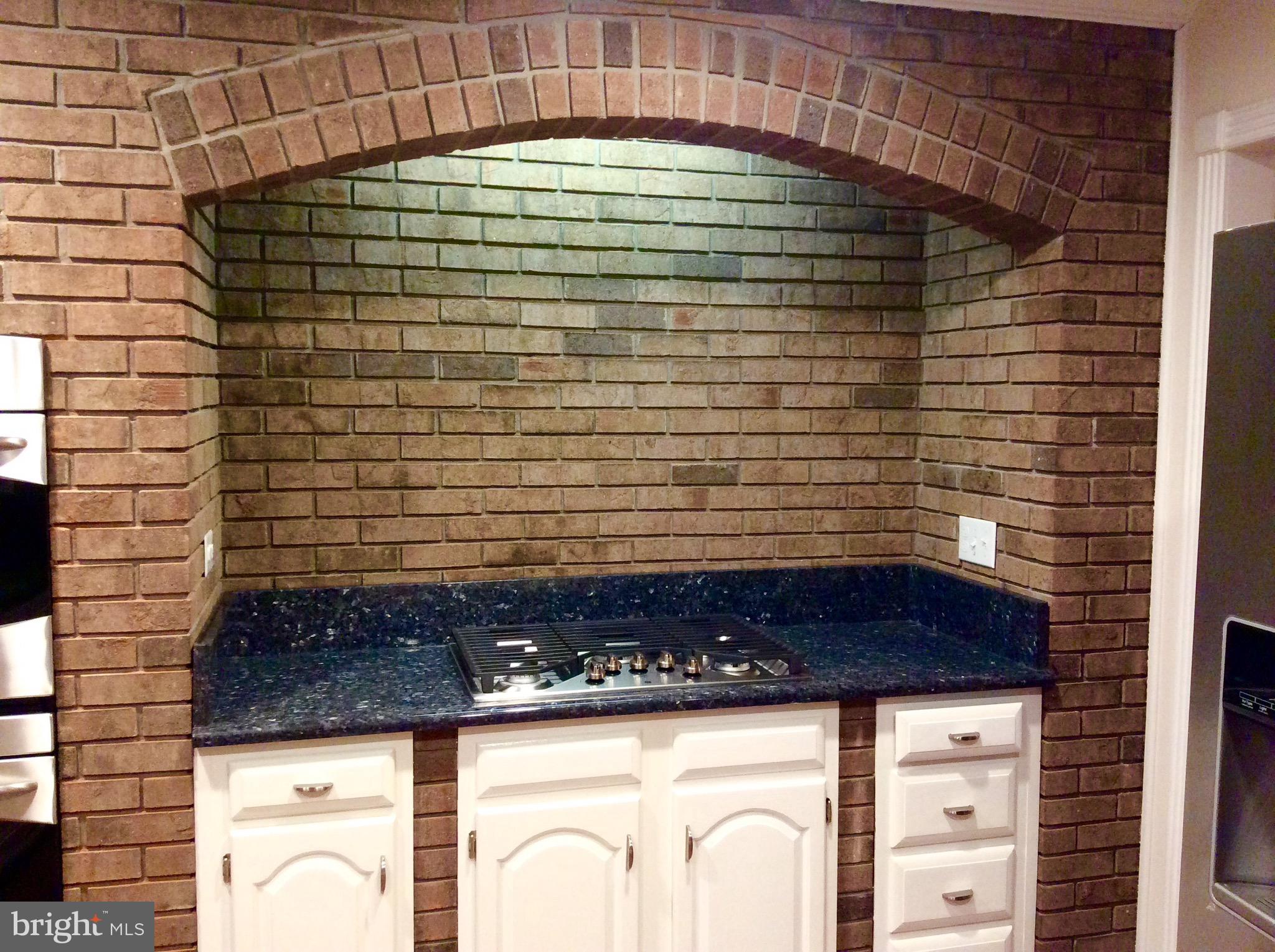 54 Rutherford Circle Sterling, VA 20165 - Photo 27 of 58 WONDERFUL FRENCH AMBIENCE COOKING AREA