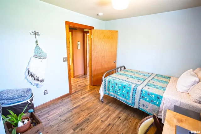 $349,000 | 4636 Kinoka Road, Alma, IL 62807