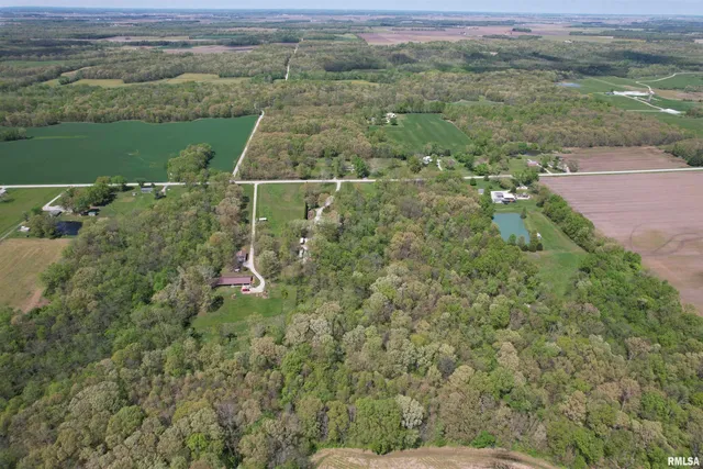 $349,000 | 4636 Kinoka Road, Alma, IL 62807