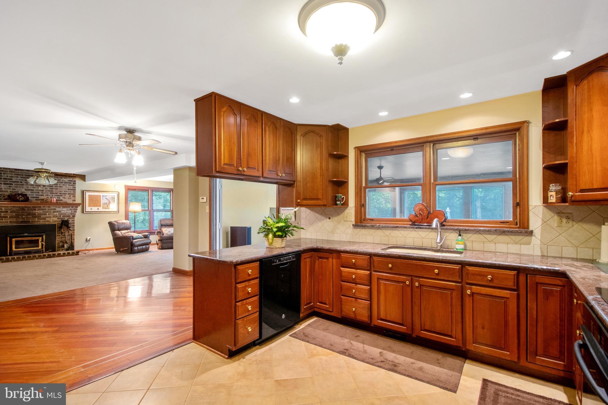 97 Democrat Road Mickleton, NJ 08056 - Photo 11 of 38 Kitchen