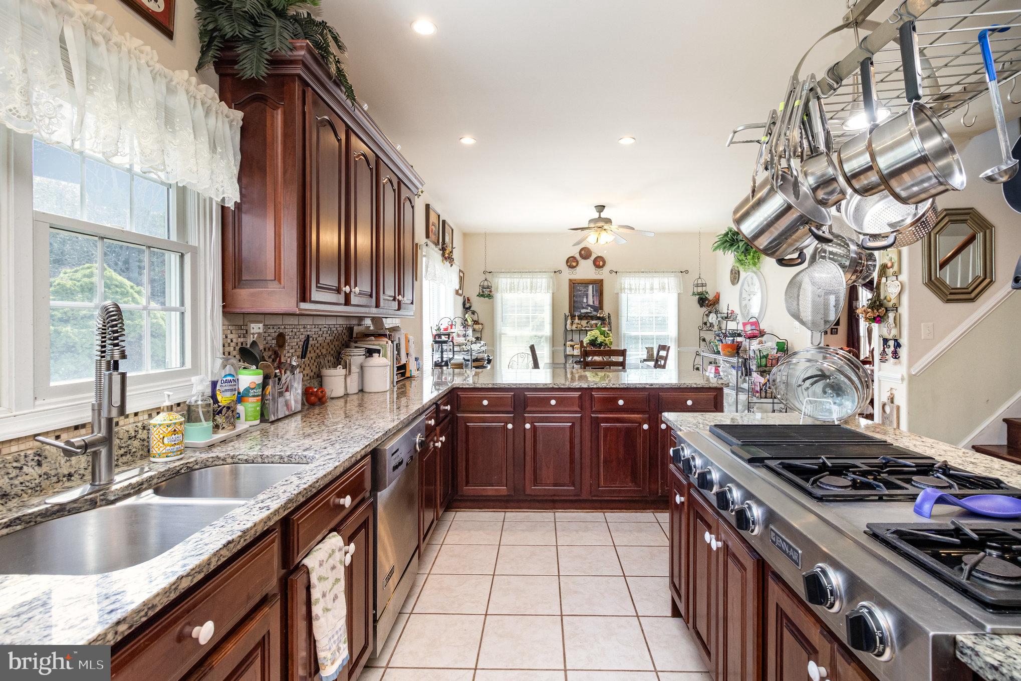 13467 Ellis Way King George, VA 22485 - Photo 17 of 81 tons of cabinet space