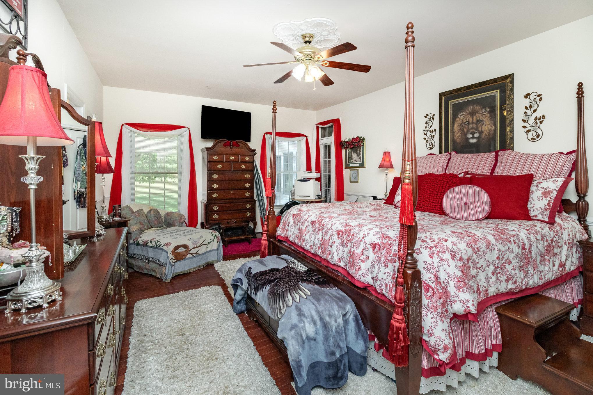 13467 Ellis Way King George, VA 22485 - Photo 24 of 81 a bedroom with a bed and furniture