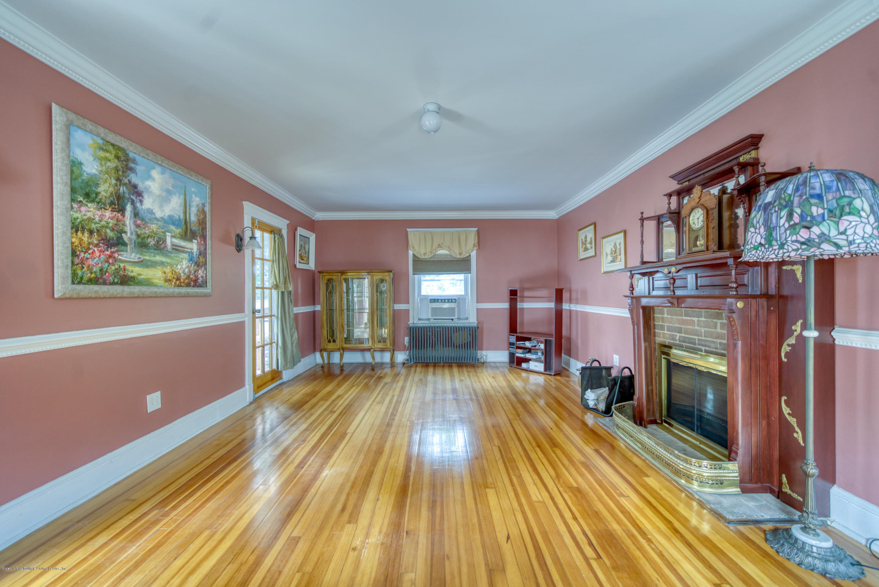 86 Highland Road Staten Island, NY 10308 - Photo 8 of 41 Living Room 1