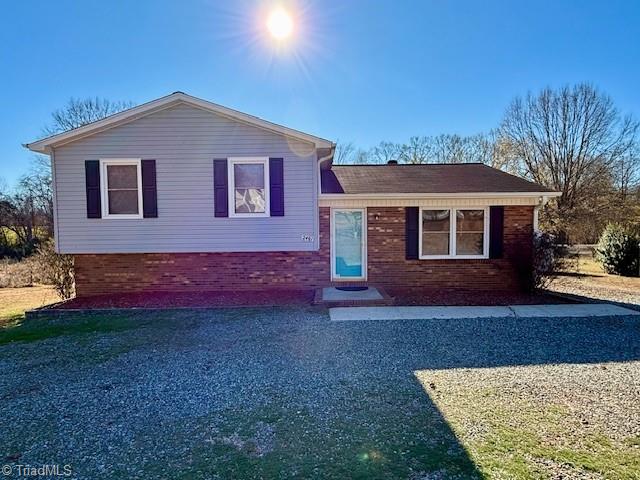 2461 Old Linwood Road Lexington, NC 27292 - Photo 2 of 27