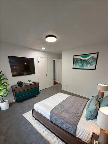 $324,900 | 14401 St Andrews Drive, Grandview, MO 64030