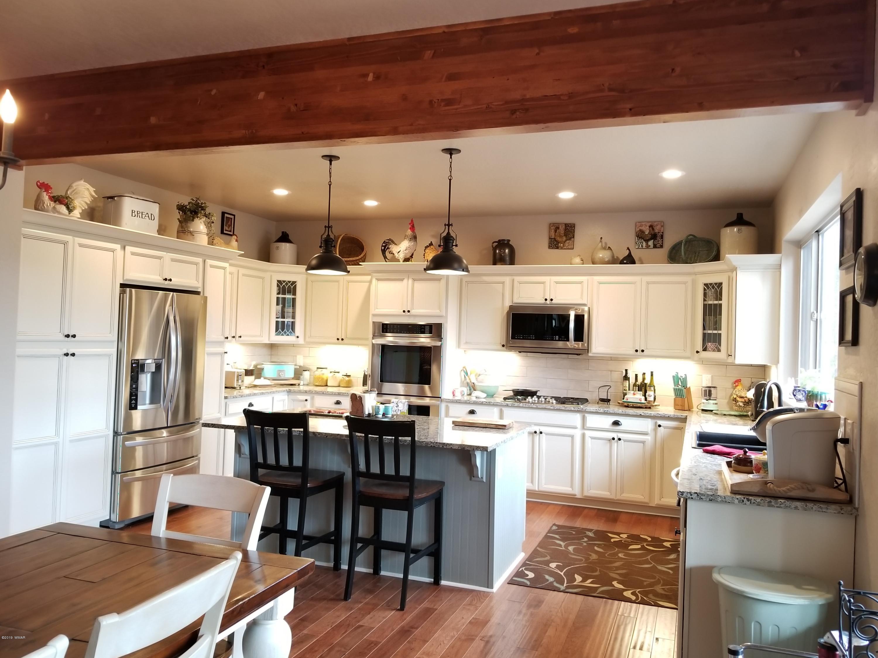8173 White Oak Road, Unit 4 Pinetop, AZ 85935 - Photo 6 of 63 Gallery Image 6