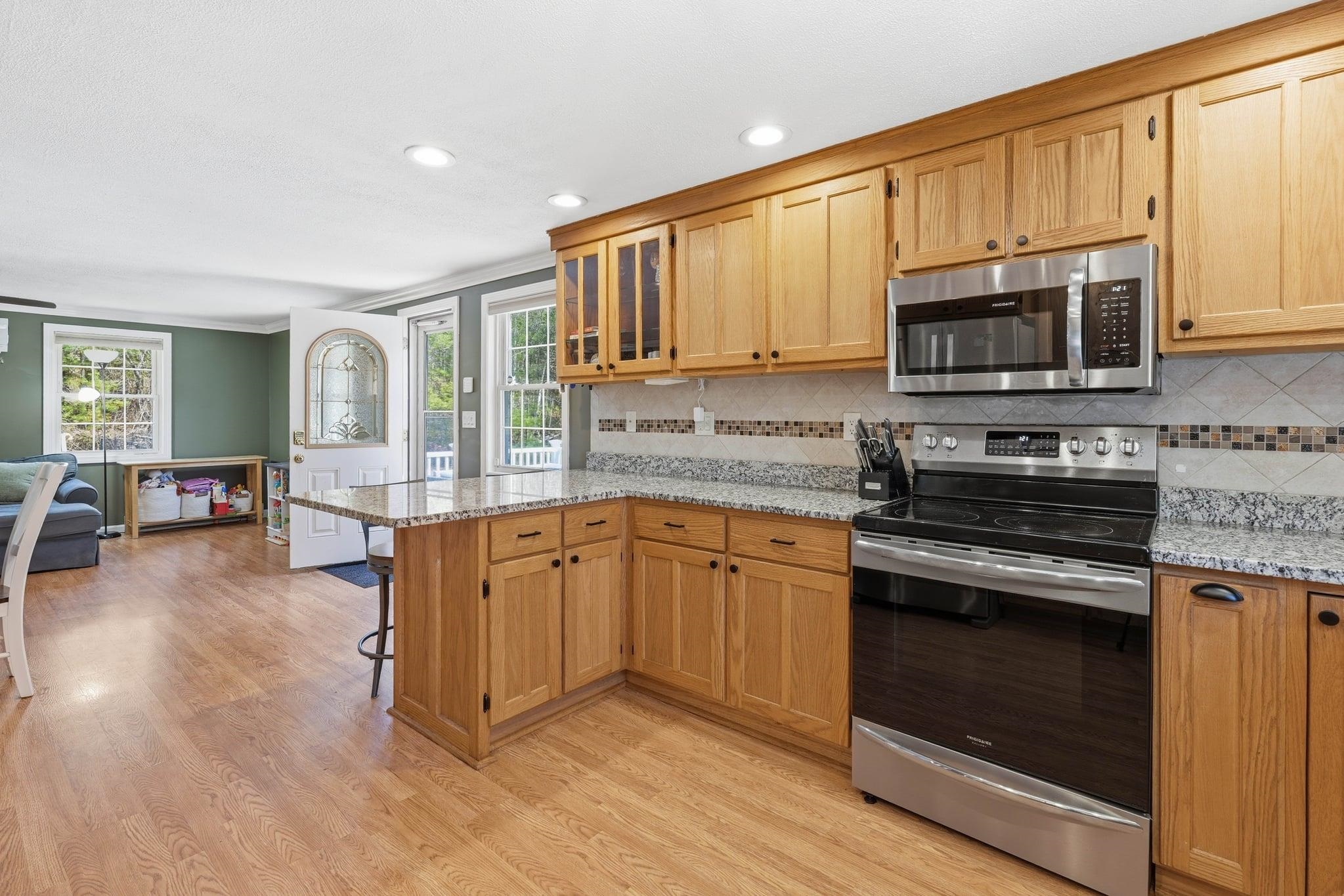 32 Tallant Road Pelham, NH 03076 - Photo 25 of 41 Gallery Image 25