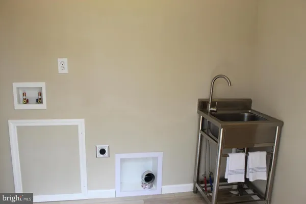 a backyard of a house