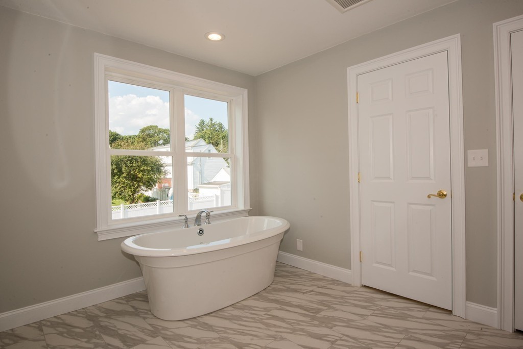 90 Whitney Road Medford, MA 02155 - Photo 17 of 30 Gallery Image 17