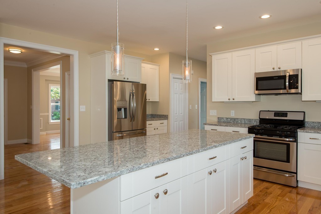 90 Whitney Road Medford, MA 02155 - Photo 4 of 30 Gallery Image 4