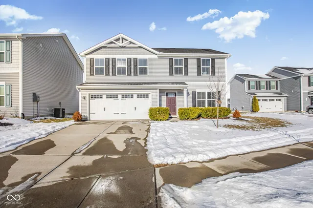 $309,900 | 940 Sunchaser Road, Lebanon, IN 46052