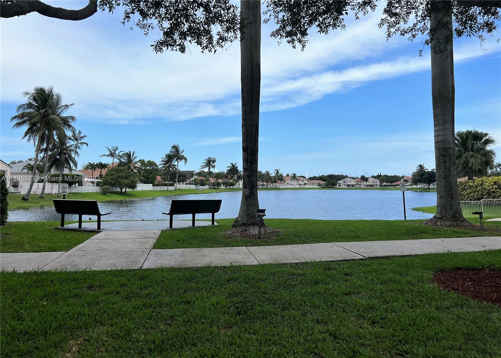 Oakridge Hollywood, FL 33312 - Photo 30 of 33 a view of a park with slide