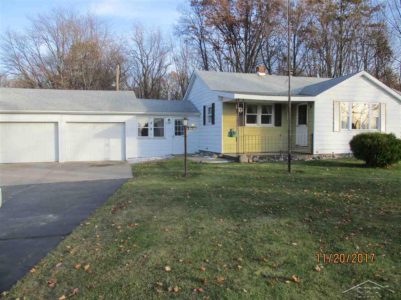 9195 Sheridan Road Burt, MI 48417 - Photo 2 of 10 31335719-1.JPG