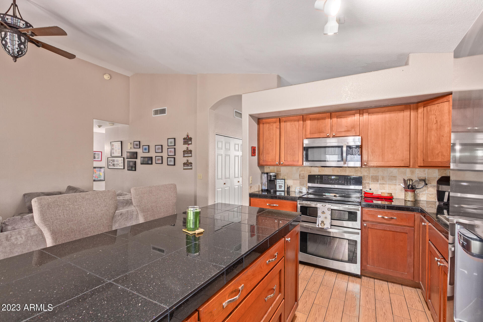 7673 West Boca Raton Road Peoria, AZ 85381 - Photo 8 of 23 12 - Boca Raton