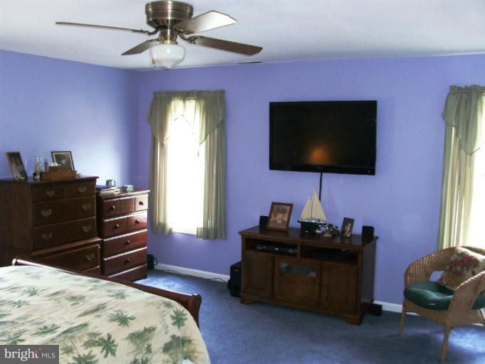 823 Seneca Park Road Middle River, MD 21220 - Photo 11 of 29 Bedroom (Master)