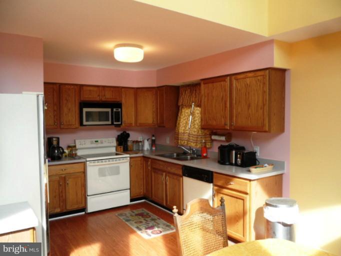 823 Seneca Park Road Middle River, MD 21220 - Photo 7 of 29 Kitchen