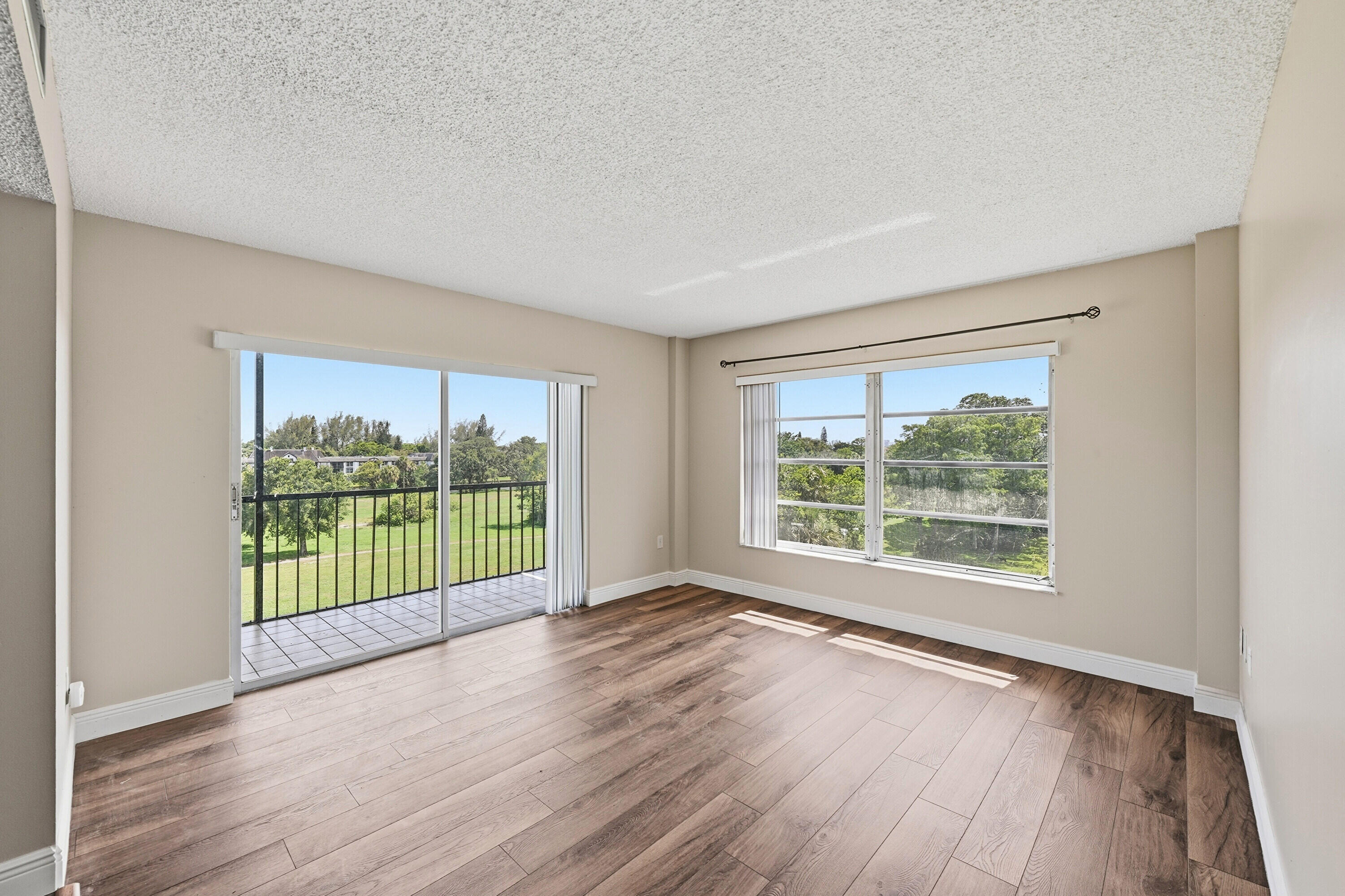 4158 Inverrary Drive, Unit 511 Lauderhill, FL 33319 - Photo 13 of 25 13_013_dsc_0524