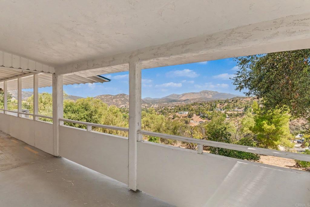 950 South Grade Road Alpine, CA 91901 - Photo 25 of 39